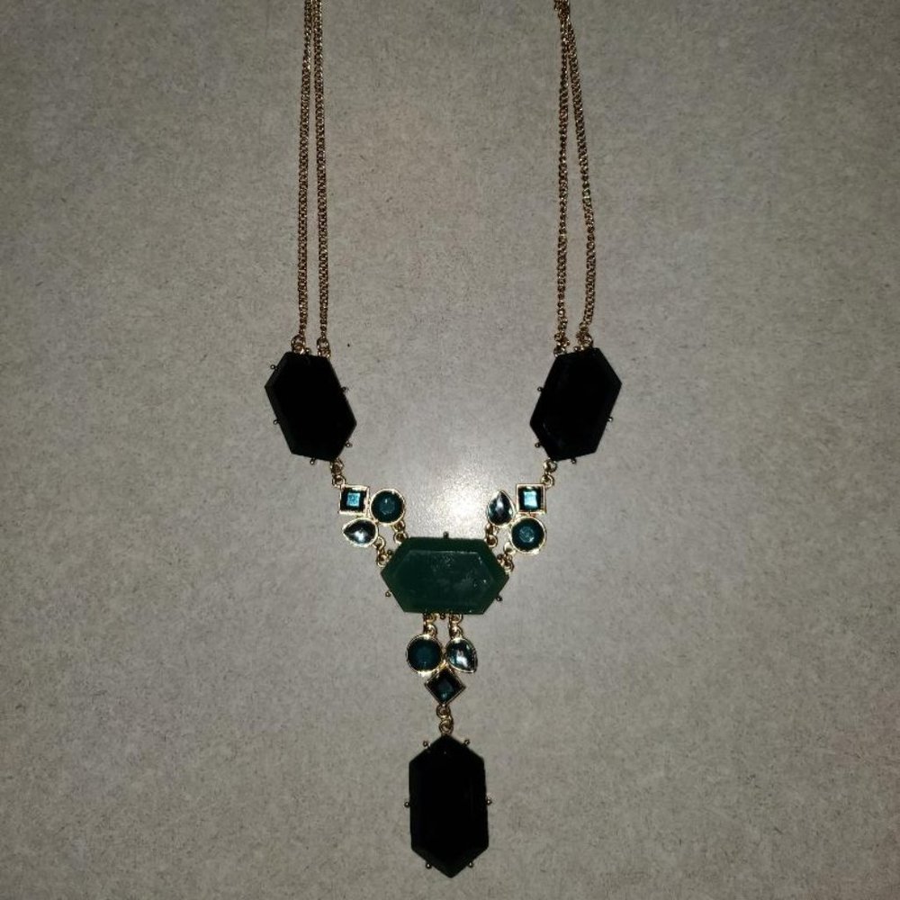 Necklace and Earring Set - Costume Jewelry - Green